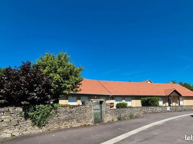 Maison vente à Vesoul, Port-sur-saône