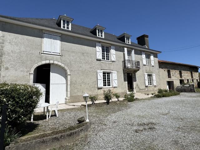 Maison vente à Oloron-Sainte-Marie, Navarrenx