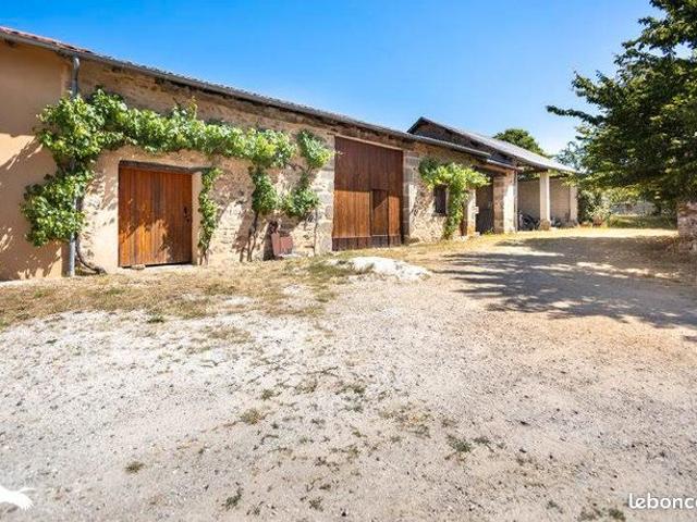Maison vente à Rochechouart, Javerdat