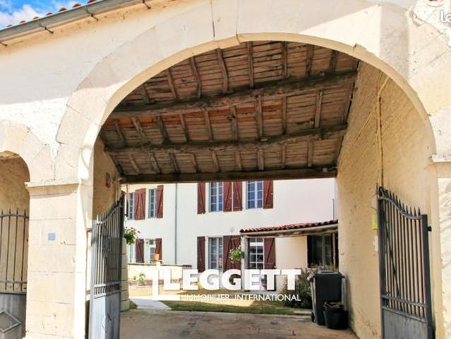 Maison vente à Saint-Jean-d'Angély, Villiers-couture