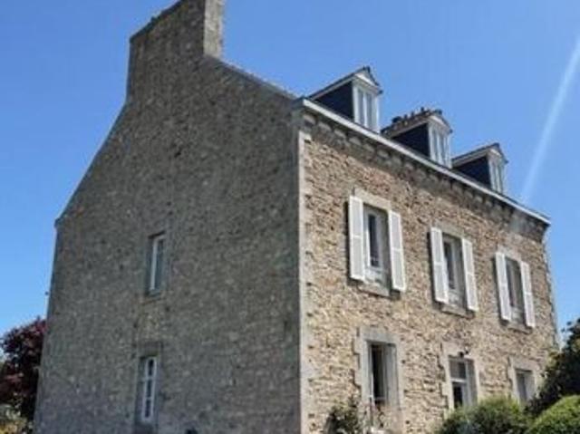 Maison vente à Guingamp, Bretagne