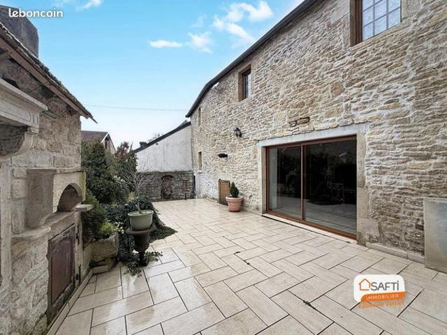 Maison vente à Montbard, Saffres