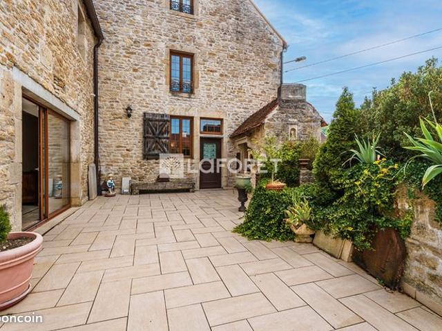Maison vente à Montbard, Saffres
