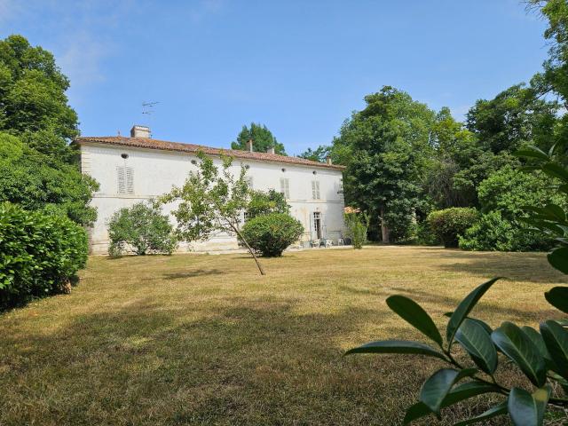 Maison vente à Rochefort, Saint-germain-de-marencennes