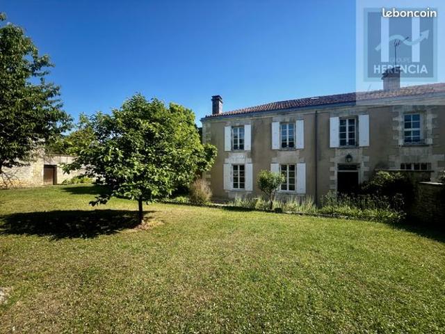 Maison vente à Rochefort, Anais
