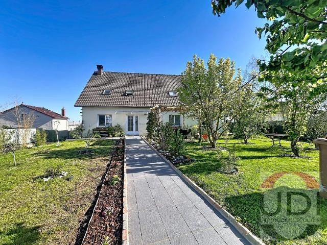 Maison vente à Évry, Lisses
