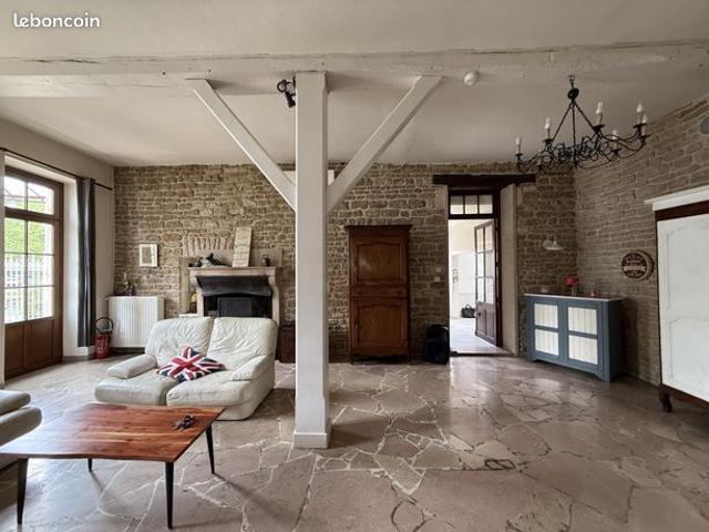 Maison vente à Montbard
