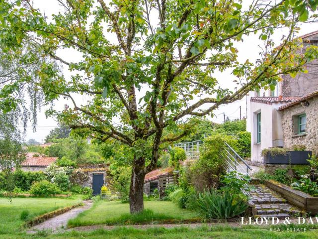 Maison vente à La Roche-sur-Yon, Tiffauges