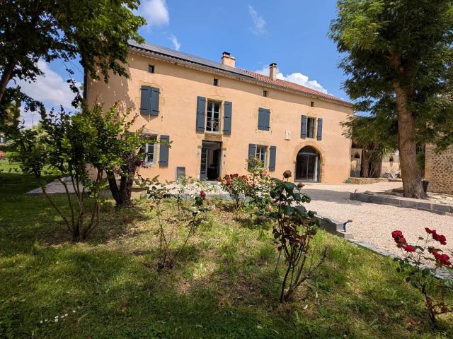 Maison vente à Mirande, Izotges