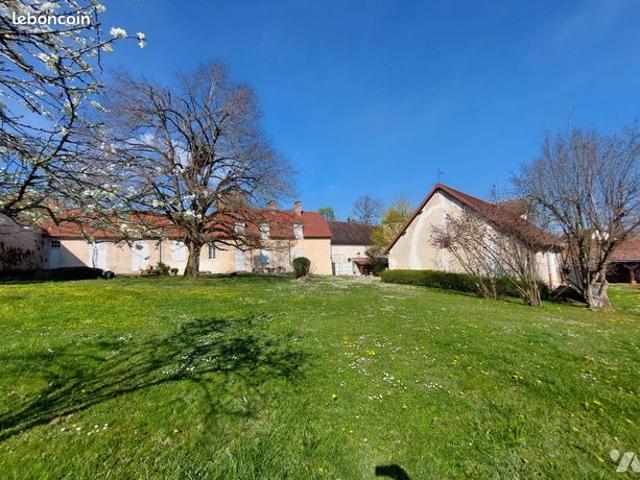 Maison vente à Vichy, Montaigu-le-blin