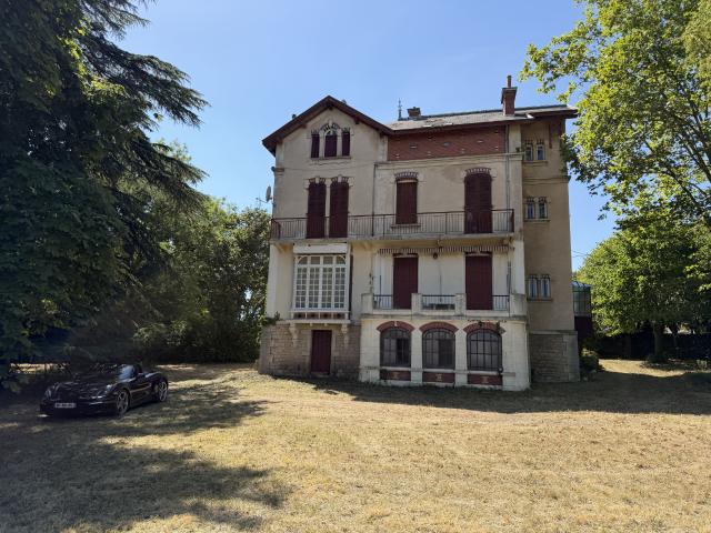 Maison vente à Arpent, Tournus