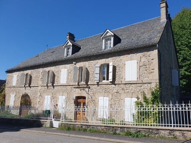 Maison vente à Ussel, Marcillac-la-croisille
