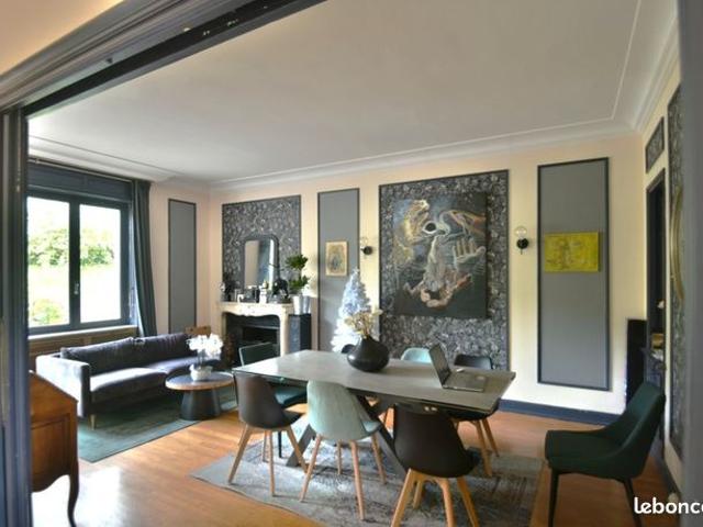 Maison vente à Agen, Cours
