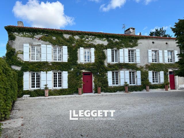 Maison vente à Angoulême, Aignes-et-puypéroux