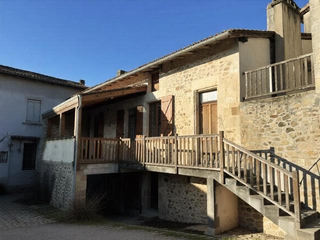 Maison vente à La Maladrerie, Nontron