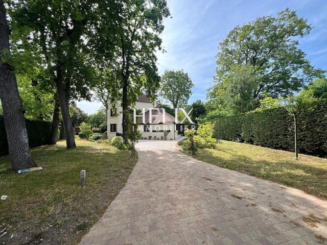 Maison vente à Saint-Germain-en-Laye, Le Vésinet