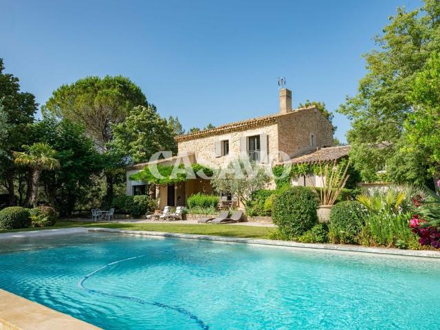 Maison vente à Aix-en-Provence, Saint-marc-jaumegarde