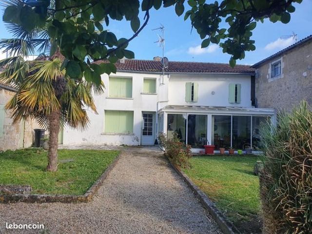 Maison vente à Saintes, Rioux