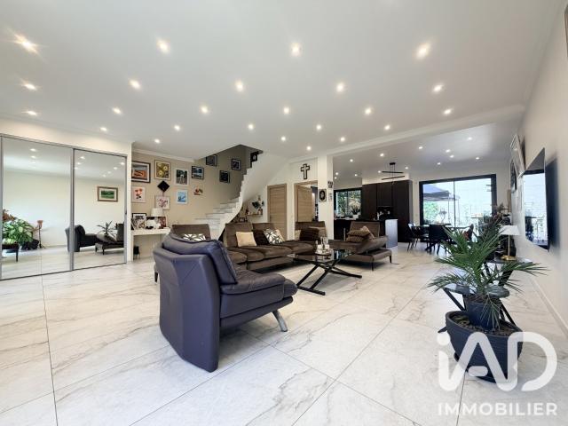 Maison vente à Pavé Blanc, Clamart
