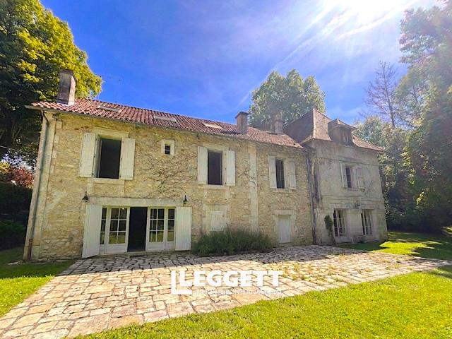 Maison vente à Nontron, Javerlhac-et-la-chapelle-saint-robert