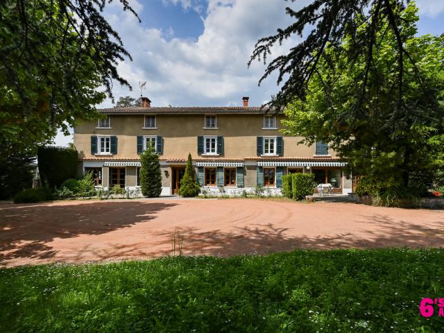 Maison vente à Charbonnières-les-Bains, Rhône