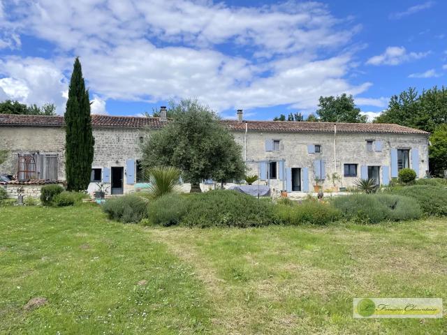 Maison vente à Confolens, Verdille