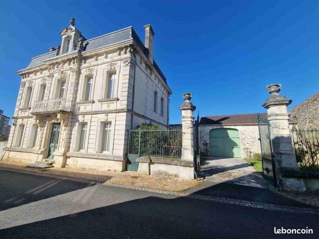 Maison vente à Blaye, Mazion