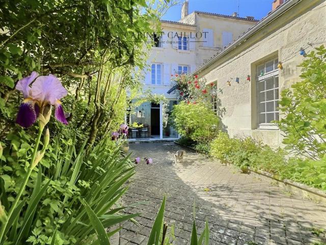 Maison vente à Saintes