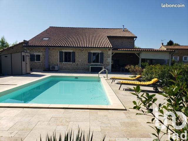 Maison vente à Confolens, Nanteuil-en-vallée