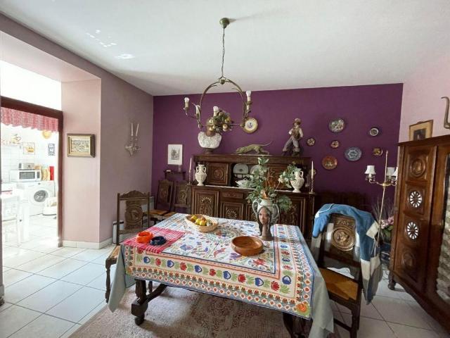 Maison vente à Narbonne, Homps