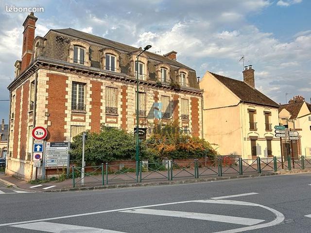 Maison vente à Fontainebleau, Souppes-sur-loing