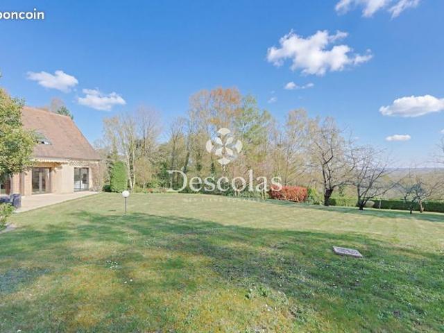 Maison vente à Saint-Germain-en-Laye, Chambourcy