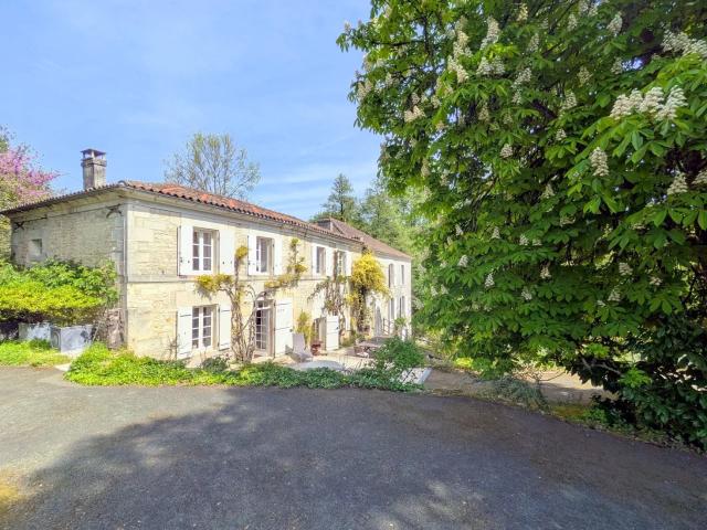 Maison vente à Cognac