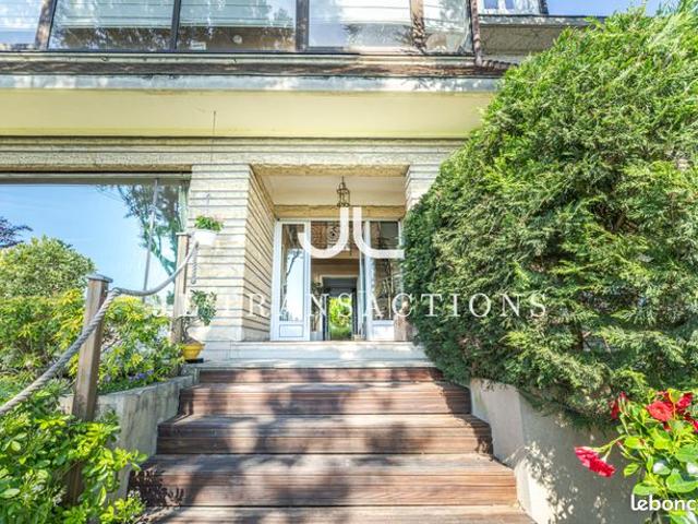 Maison vente à Nanterre, Suresnes