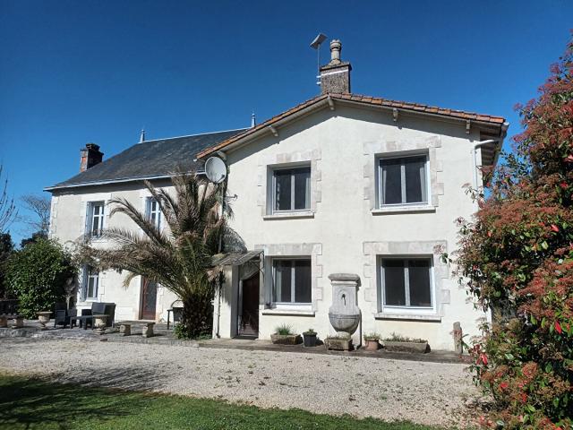 Maison vente à Montmorillon, Savigné