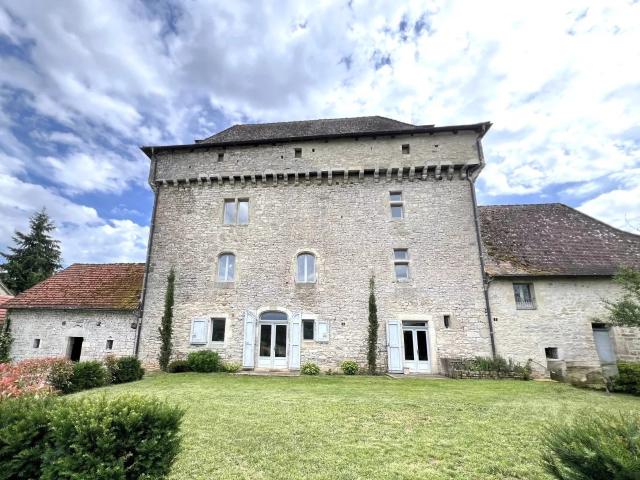 Maison vente à Villefranche-de-Rouergue, Ambeyrac