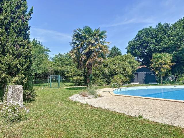Maison vente à Saintes