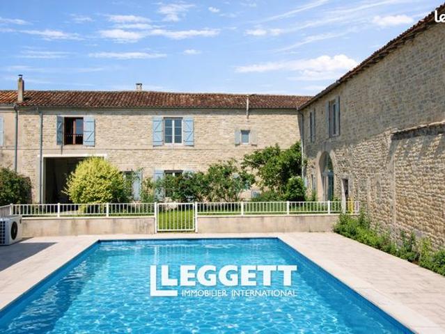 Maison vente à Charmé, Charente