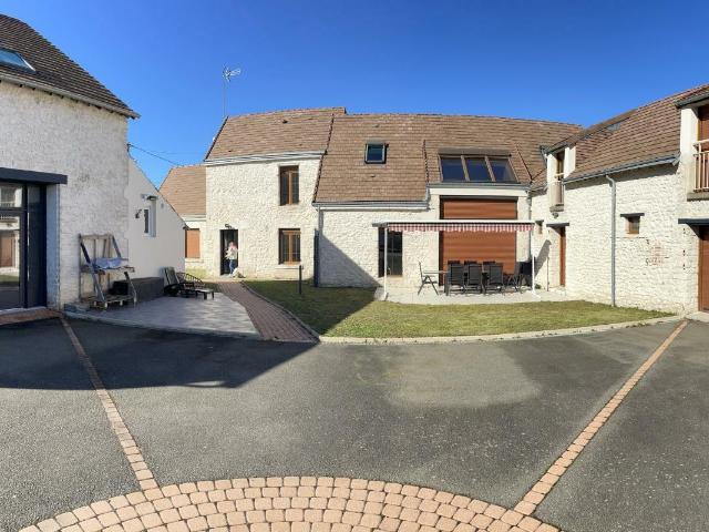 Maison vente à Orléans, Saint-ay