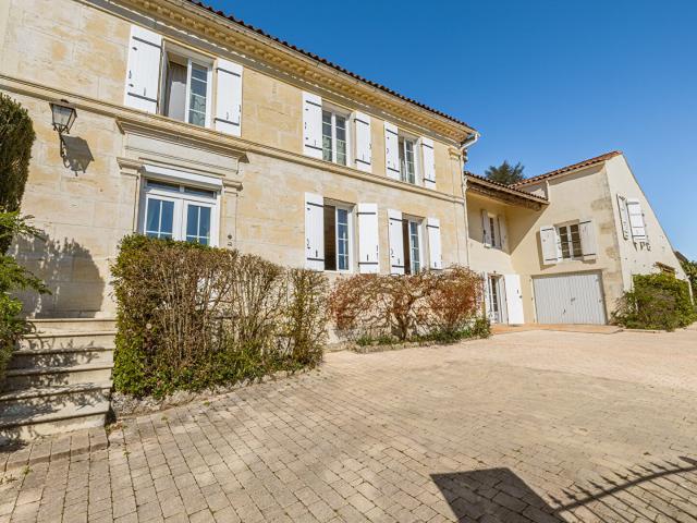 Maison vente à Saintes, Saint-césaire