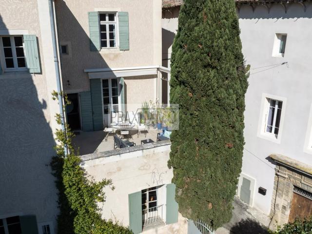 Maison vente à Place des Magnanarelles, Mazan