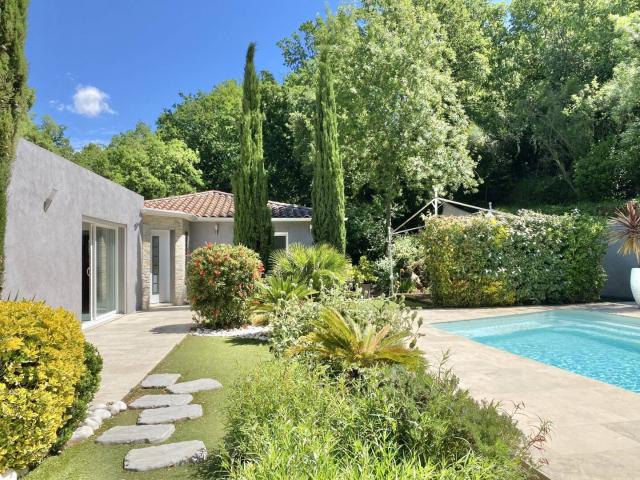 Maison vente à Marseille, Roquevaire