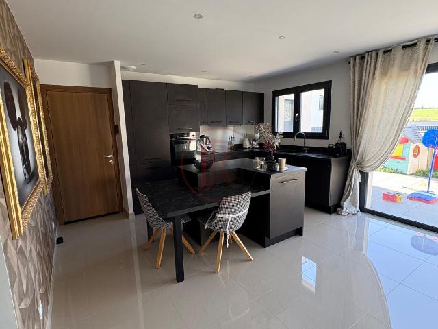 Maison vente à Besançon, Pelousey