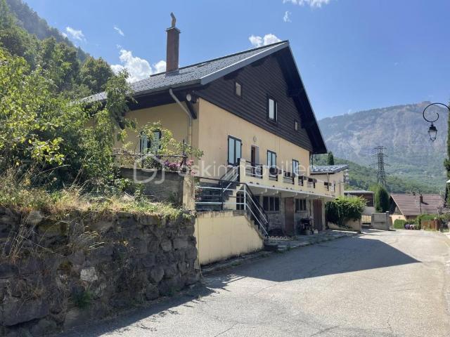 Maison vente à Saint-Jean-de-Maurienne, Saint-michel-de-maurienne