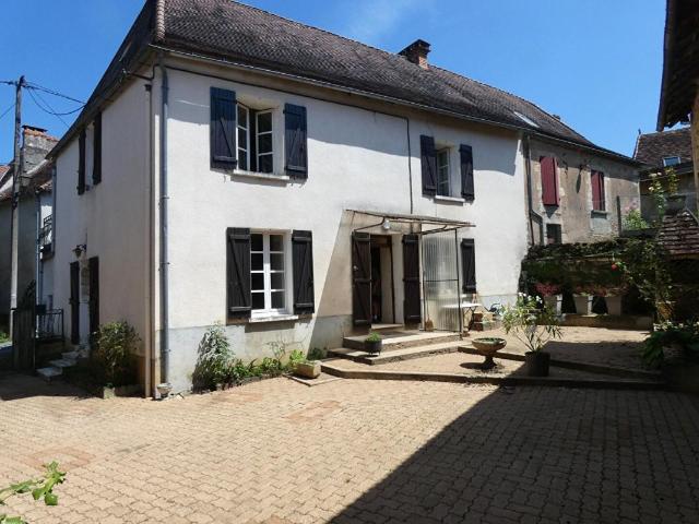 Maison vente à Nontron, Cherveix-cubas