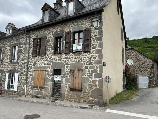 Maison vente à Mauriac, Saint-martin-valmeroux