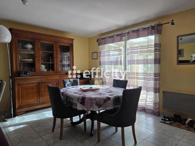 Maison vente à Saintes