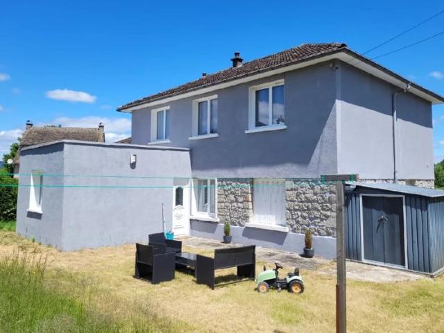 Maison vente à Mauriac, Saignes