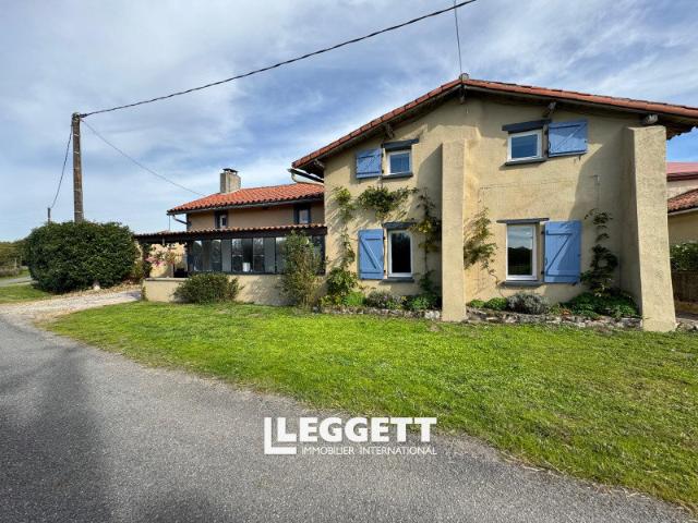 Maison vente à Confolens, Manot