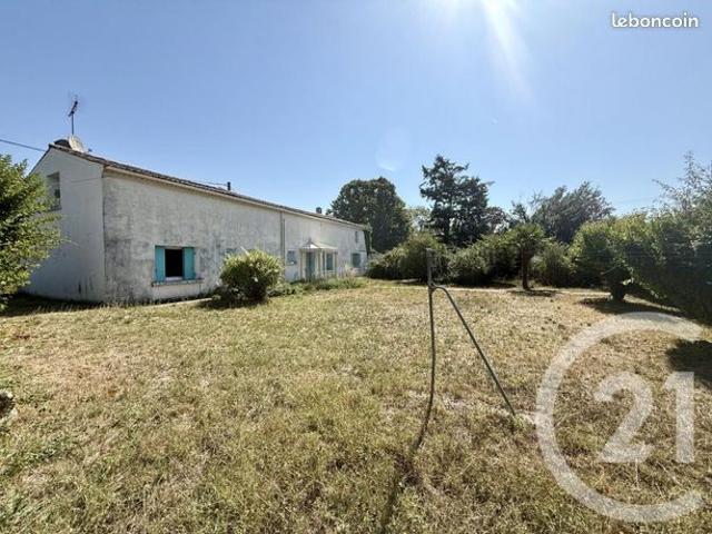 Maison vente à Saintes, Saint-romain-de-benet